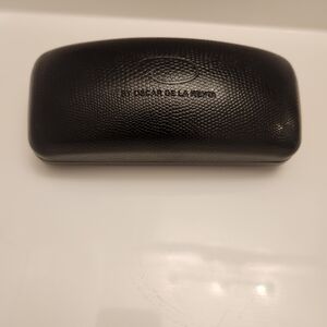 Oscar de la renta Sunglasses Case 👓